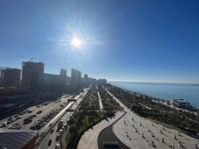 Апартаменты с обзорным видом на море и бульвар Orbi Beach Tower